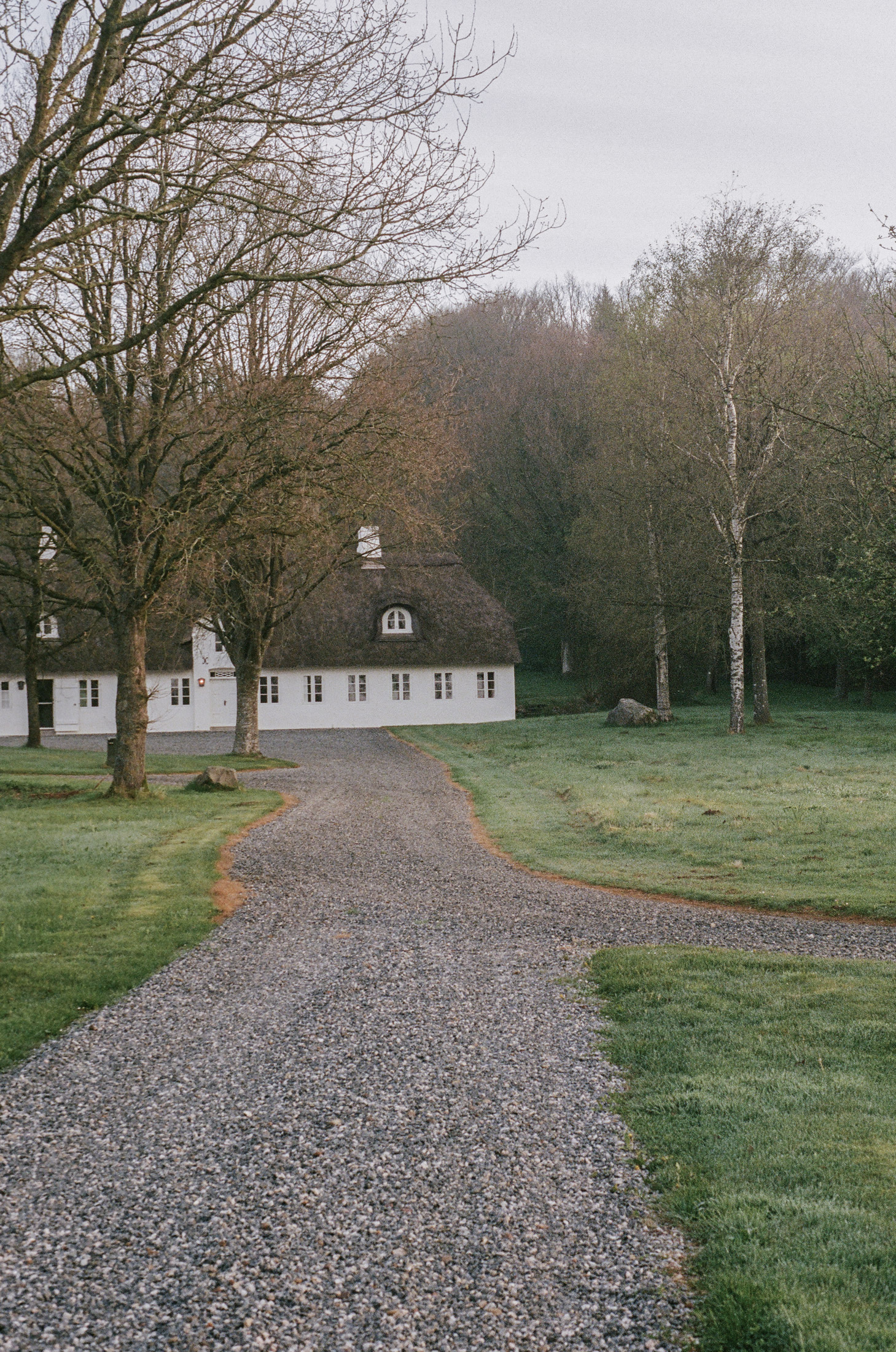 Dinesen Country House is a traditional southern Jutland longhouse built in 1885
